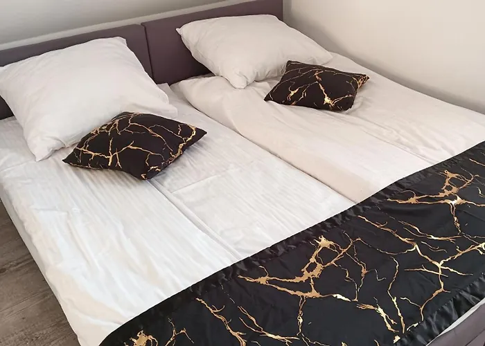 Przy Zamku - * Paslek